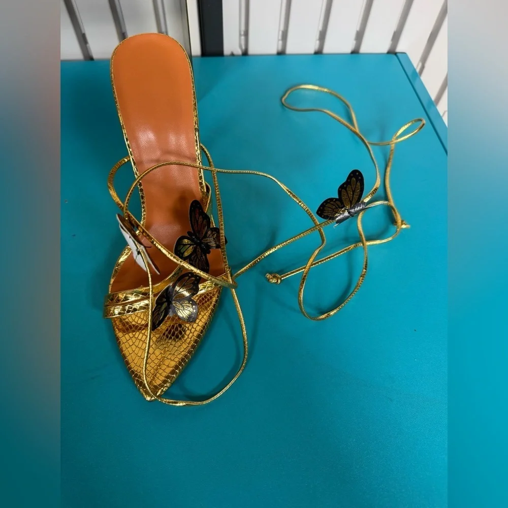 Elegant Gold Butterfly Women's Heels - Picture 4 of 9